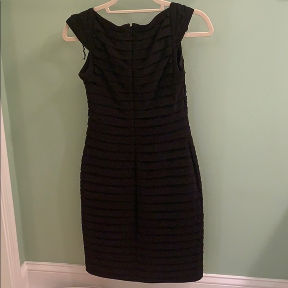 Adriana Papell Dress - Picture 2 of 3